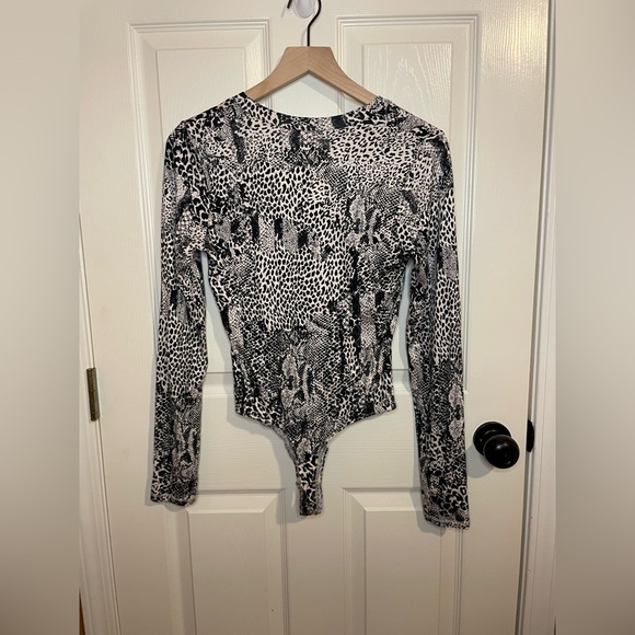 Free People Gotcha Bodysuit in Snakeskin & Leopard Print Size Medium - Picture 7 of 9